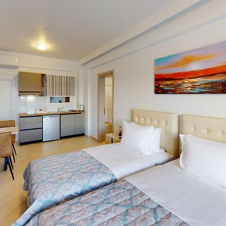 Hotel Golden Lion Parga Exterior foto