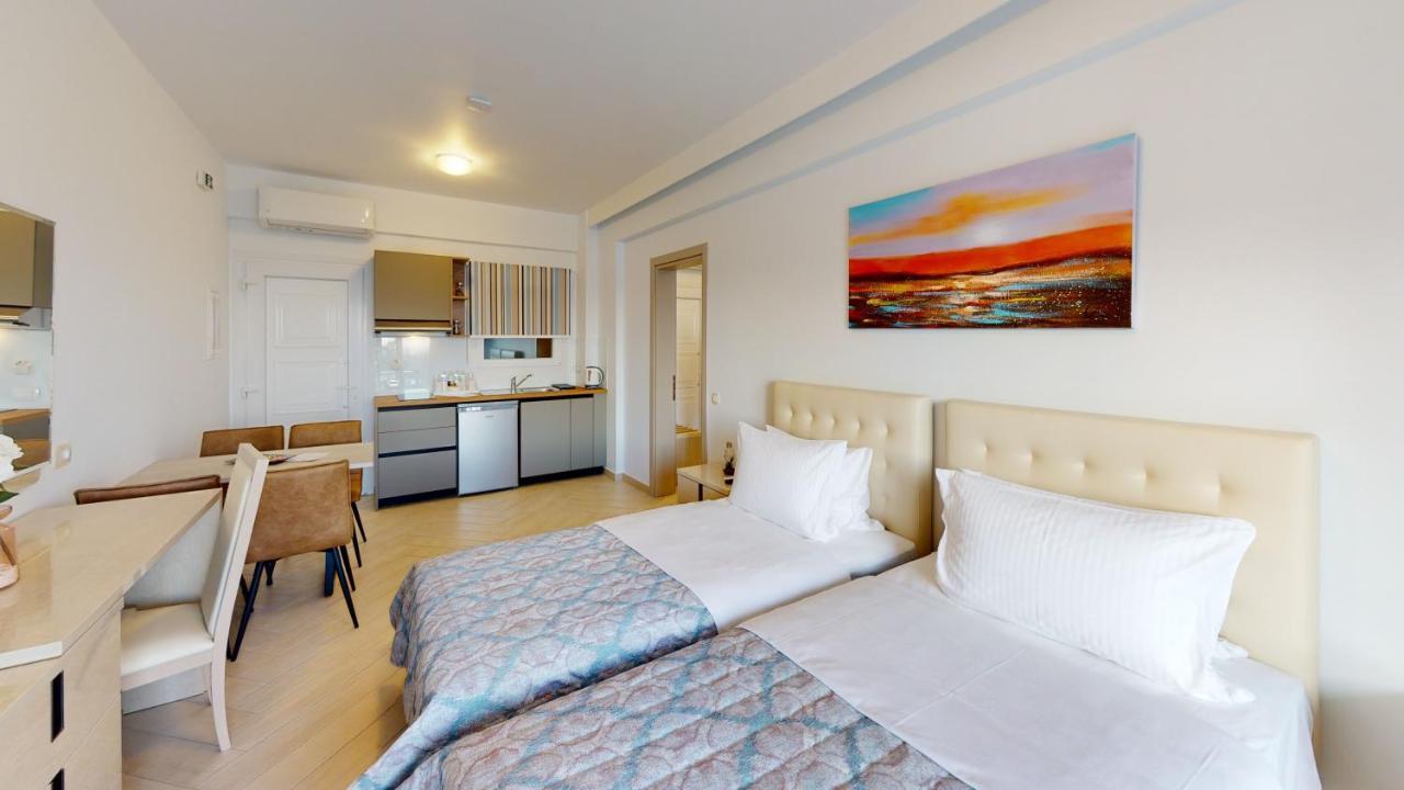 Hotel Golden Lion Parga Exterior foto
